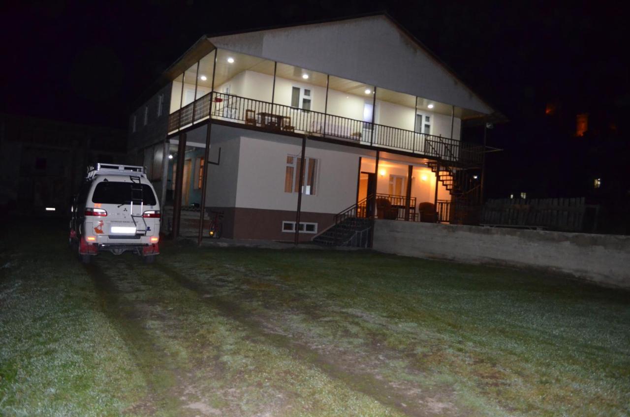 Guesthouse Qarim เมสเตีย ภายนอก รูปภาพ