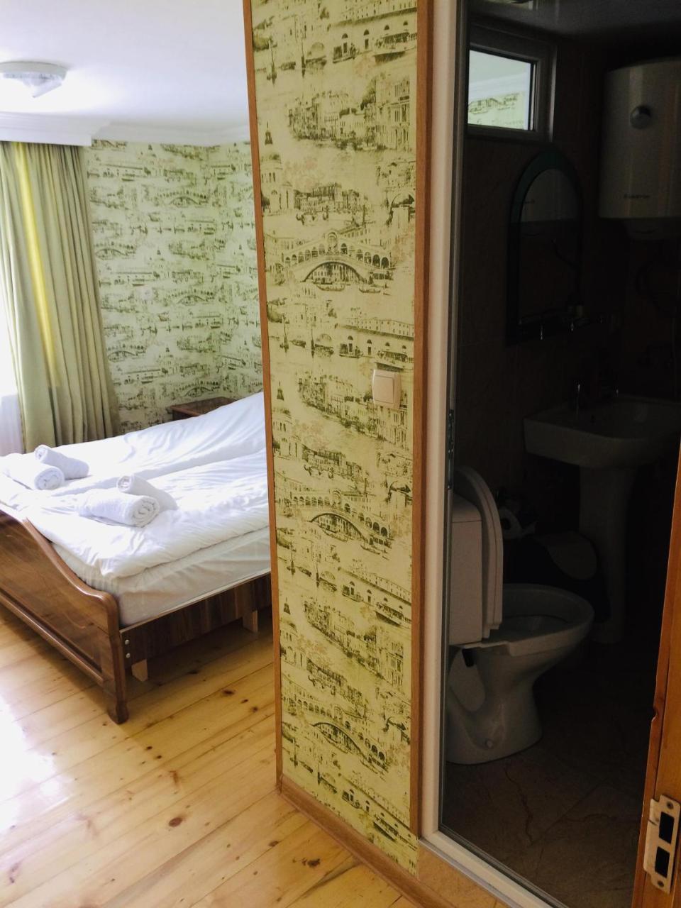 Guesthouse Qarim เมสเตีย ภายนอก รูปภาพ