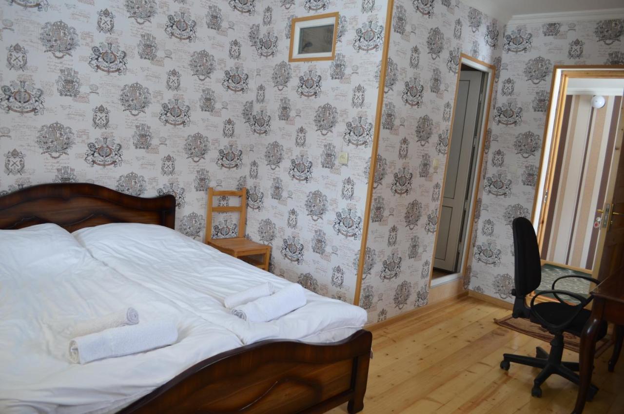 Guesthouse Qarim เมสเตีย ภายนอก รูปภาพ