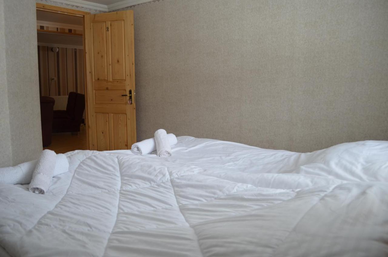 Guesthouse Qarim เมสเตีย ภายนอก รูปภาพ